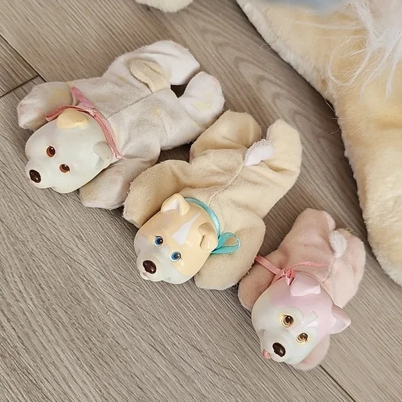 Vintage 90s Puppy Surprise Mom & 3 Babies *Different Breeds - Picture 2 of 11